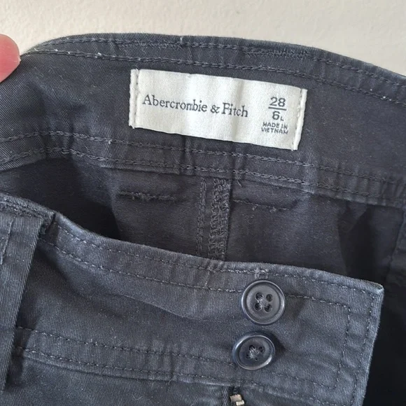 Abercrombie & Fitch Relaxed Cargo Pants Black Size 28 (6 LONG) - Picture 12 of 13